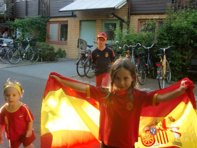 37844_413121298666_269615_n